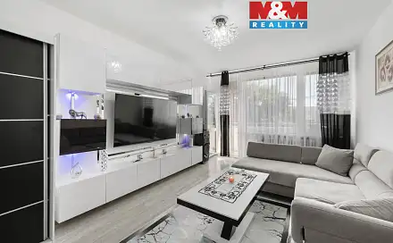 Prodej bytu 4+1 77 m², Jiráskovo náměstí, Postoloprty, okres Louny