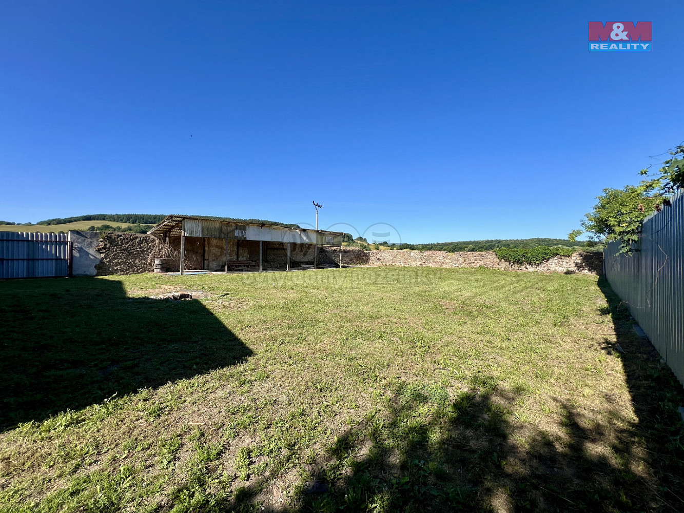 Prodej obchodních prostor 300 m² – fotografie 4