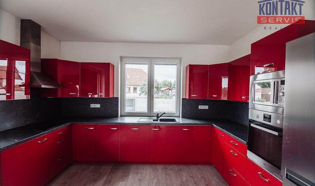 Prodej domu 135 m² s pozemkem 1 654 m², Lišov – náhled fotky 10