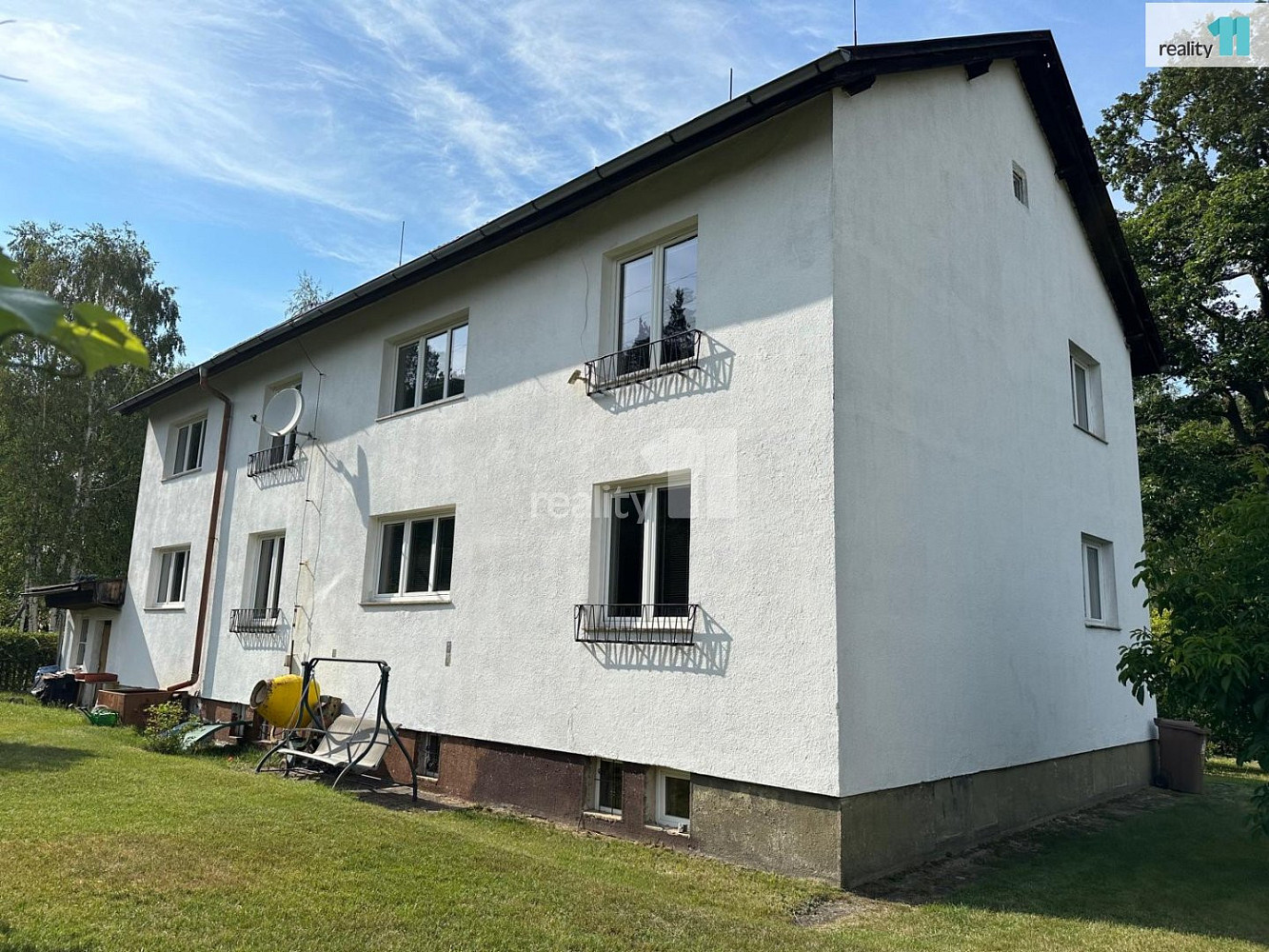 Prodej domu 495 m² s pozemkem 1 369 m²
