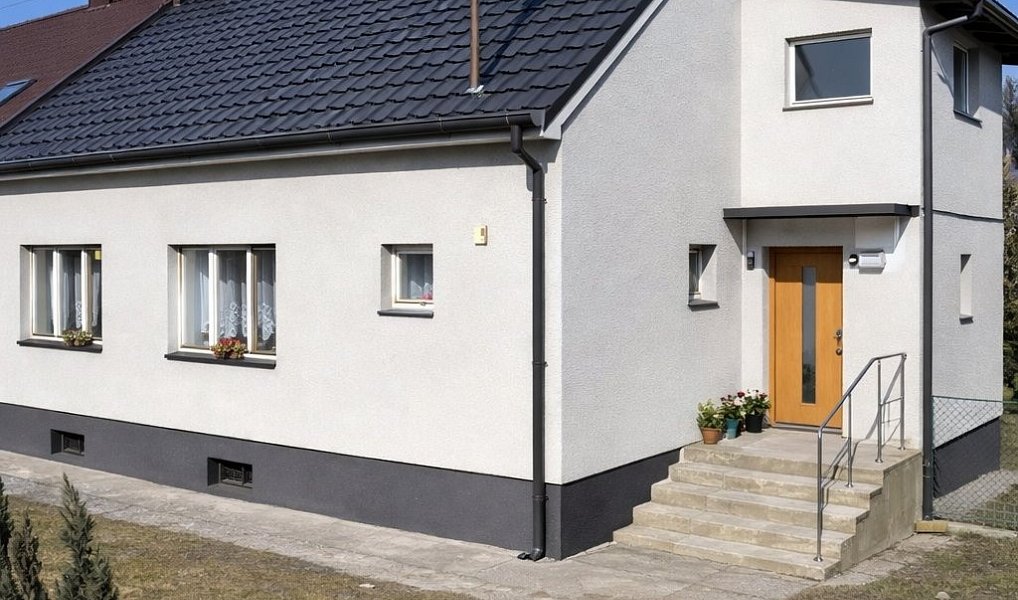 Prodej domu 250 m² s pozemkem 156 m², Besednice – náhled fotky 3