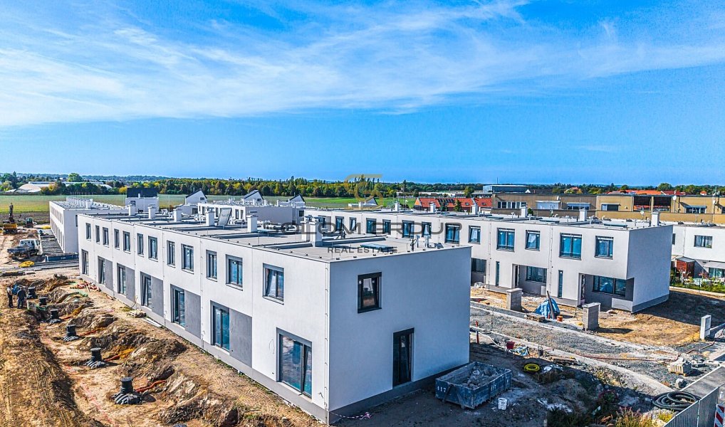 Prodej domu 106 m² s pozemkem 346 m², Jenštejn – náhled fotky 14