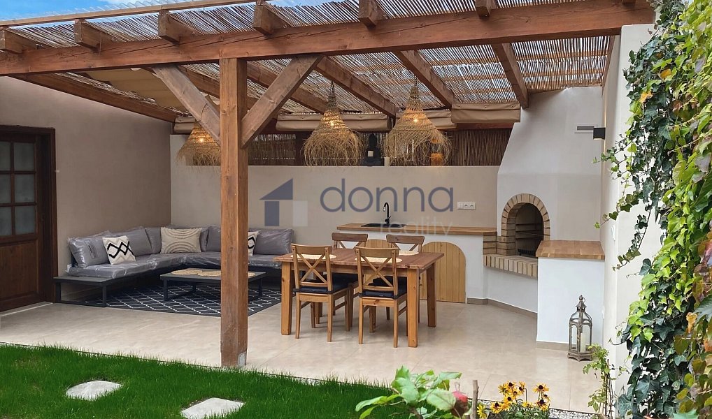 Pronájem domu 183 m² s pozemkem 305 m², Praha – náhled fotky 2