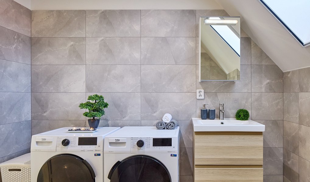 Prodej domu 260 m² s pozemkem 457 m², Ladná – náhled fotky 26