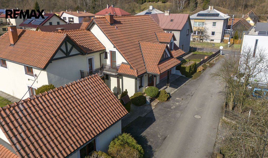 Prodej domu 302 m² s pozemkem 1 176 m², Ratiboř – náhled fotky 42
