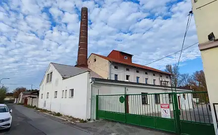 Prodej obchodních prostor 1 800 m², Sportovní, Přelouč, okres Pardubice