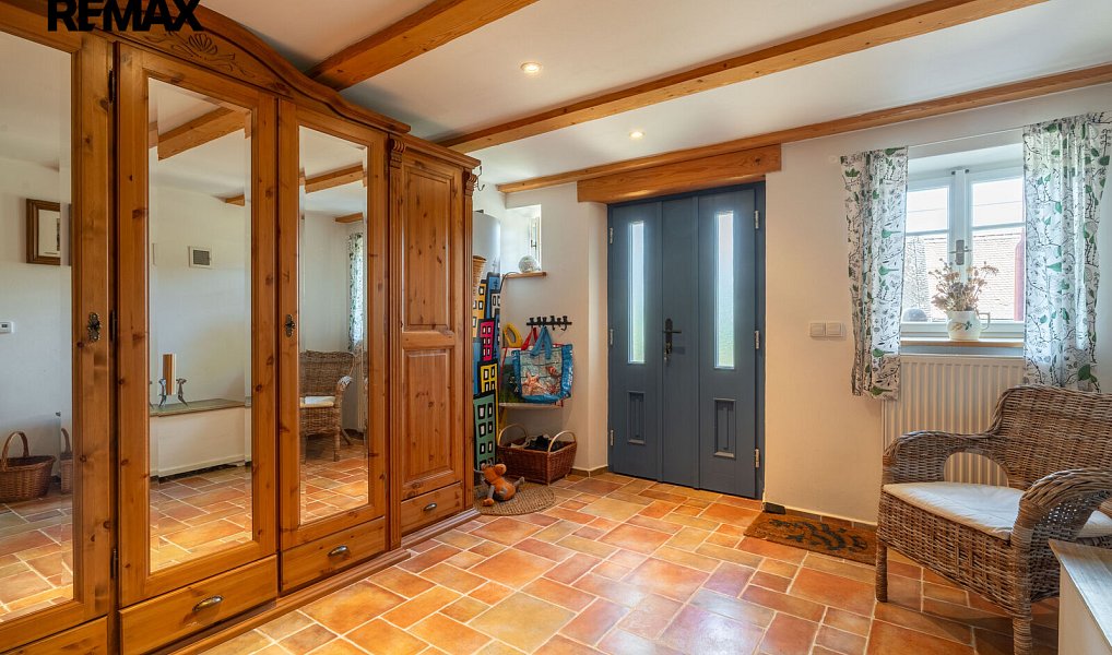 Prodej domu 250 m² s pozemkem 2 004 m², Krompach – náhled fotky 31