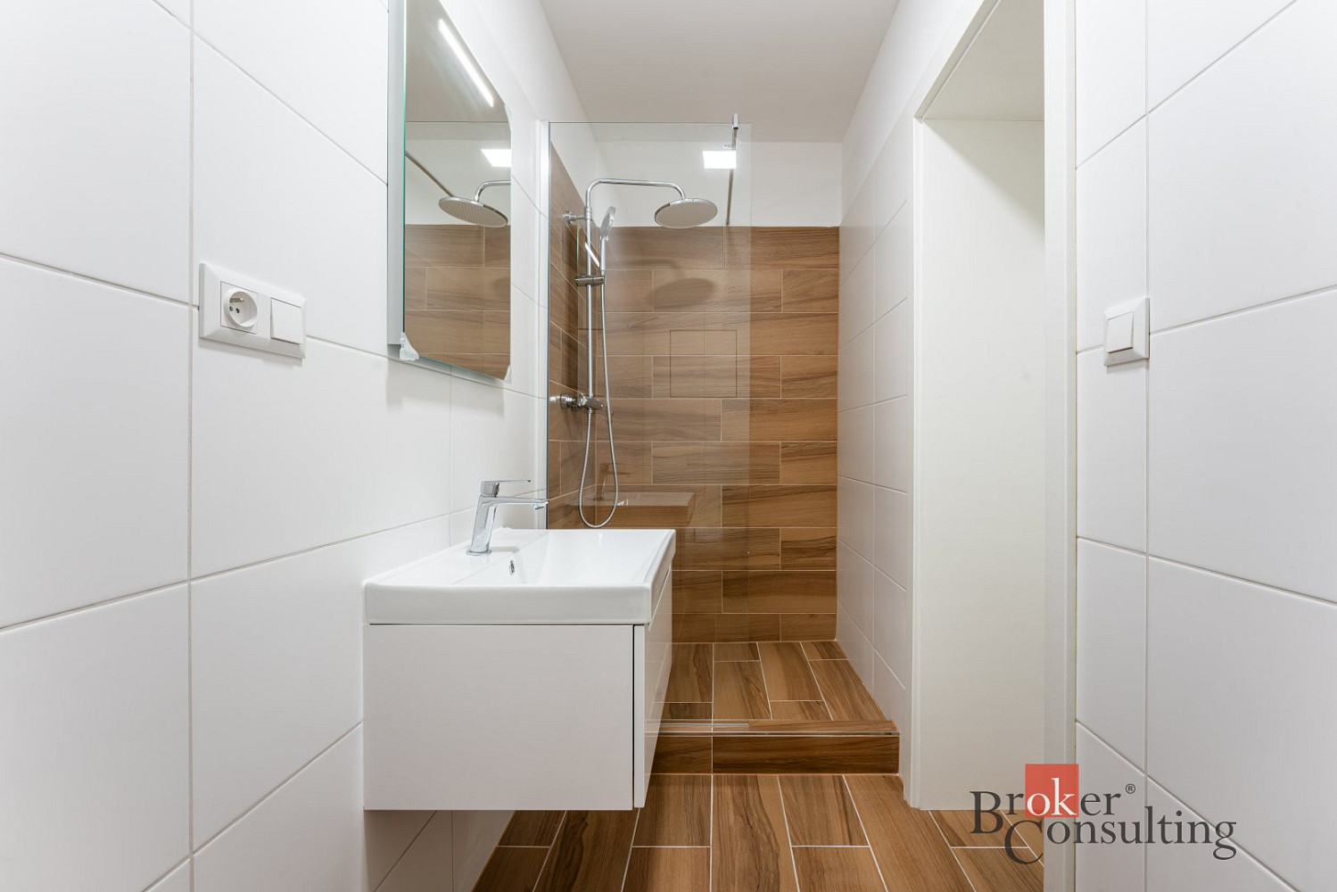 Prodej bytu 2+kk 44 m² – fotografie 4