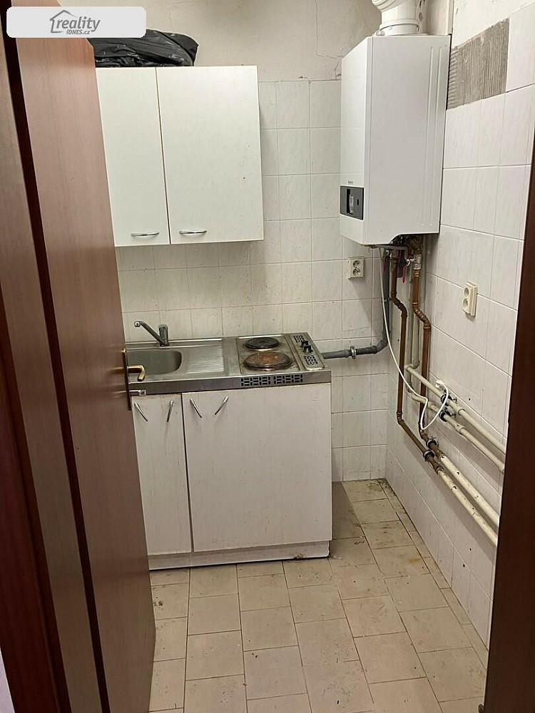Pronájem kanceláře 117 m² — photo 5