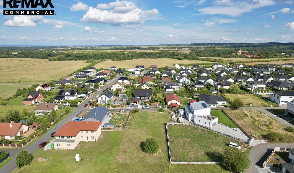 Prodej stavebního pozemku 1 551 m², Křenice – náhled fotky 6