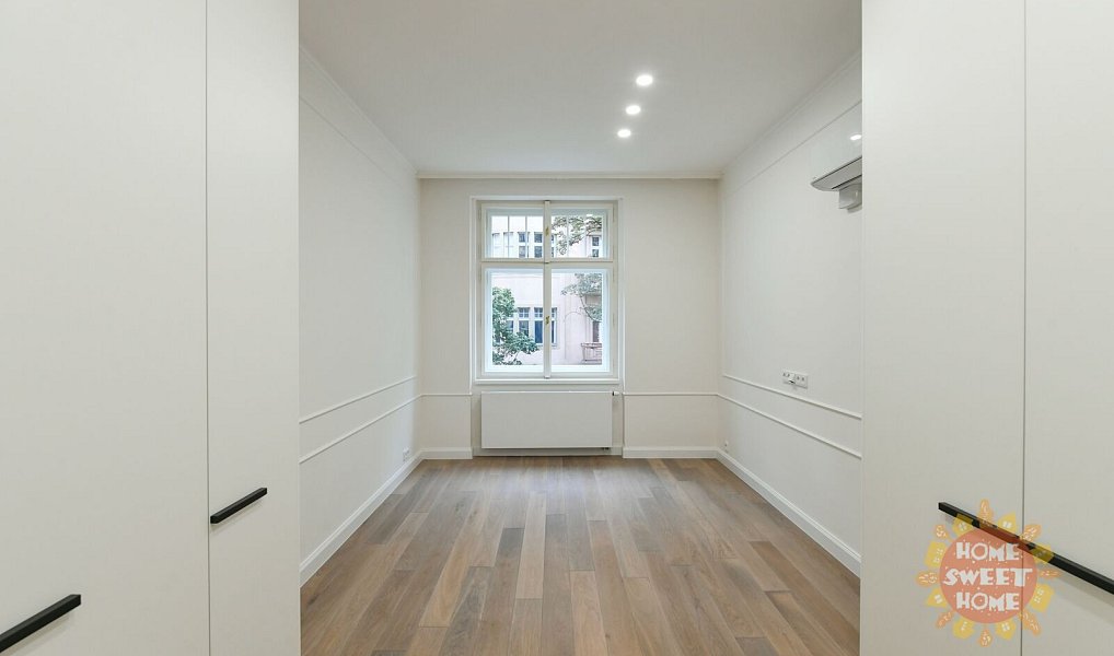 Pronájem bytu 4+kk 118 m², Praha – náhled fotky 9