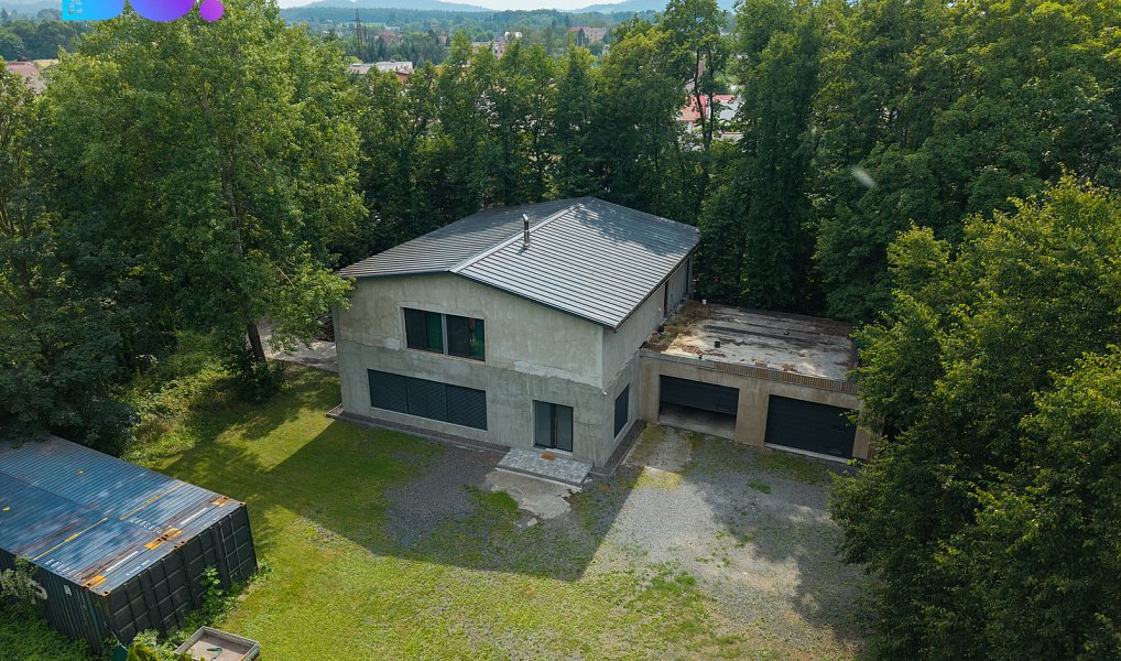 Prodej domu 443 m² s pozemkem 2 632 m², Frýdek-Místek – náhled fotky 2