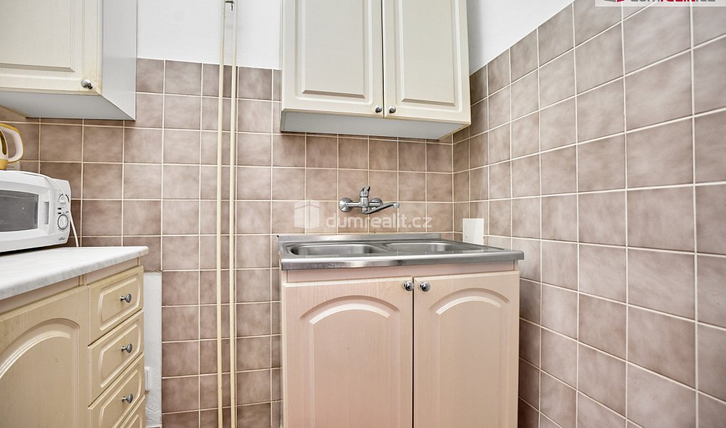 Prodej domu 280 m² s pozemkem 490 m², Nejdek – náhled fotky 15