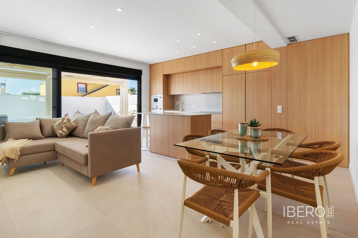Prodej domu 104 m² s pozemkem 270 m² — photo 2