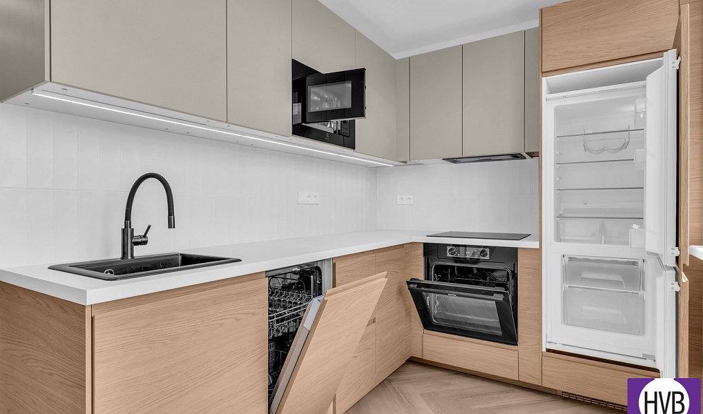 Prodej bytu 2+1 56 m², Praha – náhled fotky 10