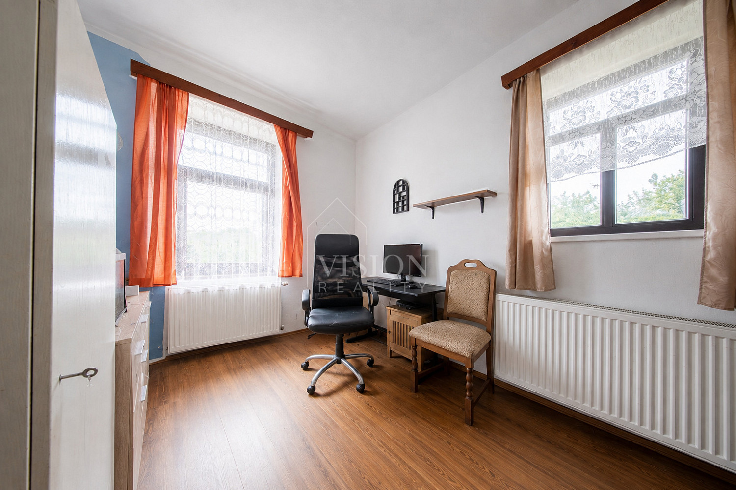 Prodej domu 2 225 m² s pozemkem 900 m² – fotografie 5