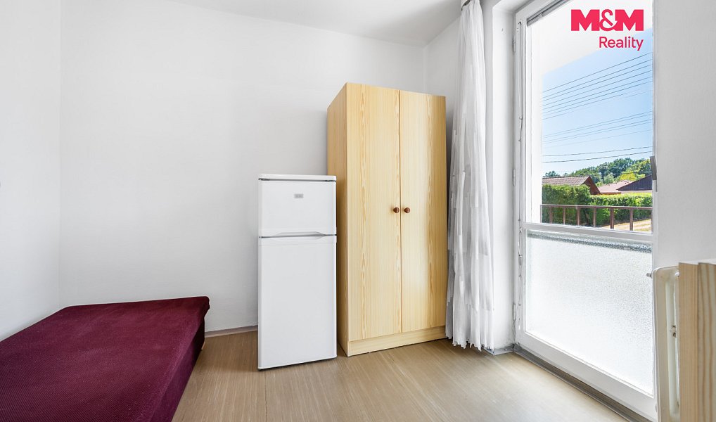Prodej bytu 4+1 80 m², Jesenice – náhled fotky 6