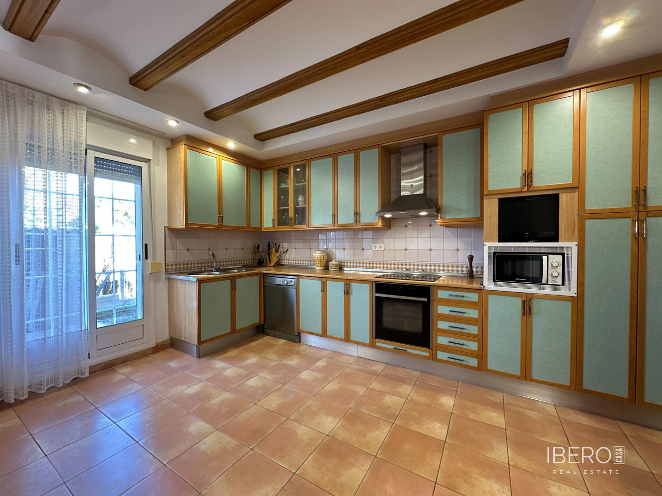Prodej domu 250 m² s pozemkem 1 700 m²