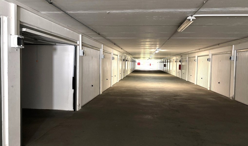 Prodej garáže v parkovacím domě Brno-Bohunice, Brno – náhled fotky 3