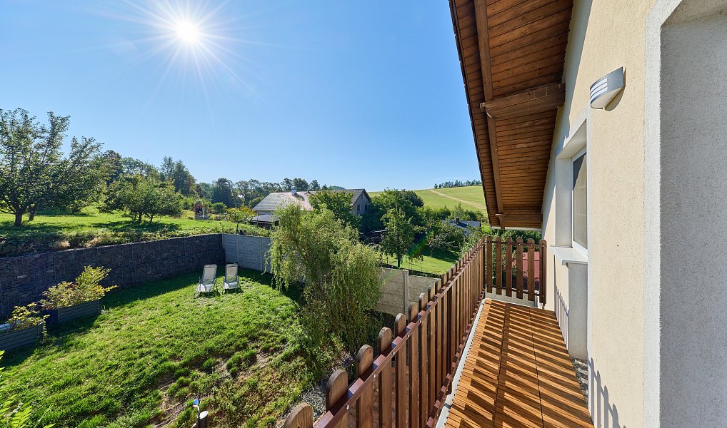 Prodej domu 141 m² s pozemkem 826 m², Mladé Buky – náhled fotky 23