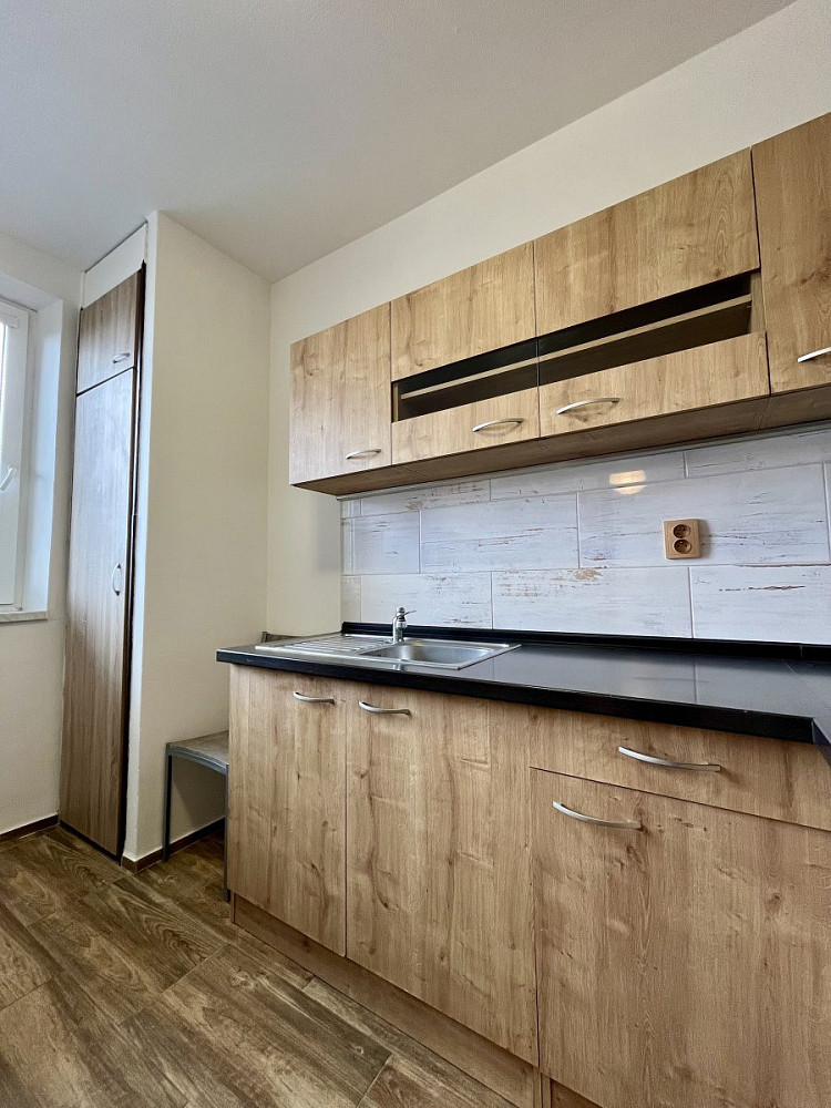 Pronájem bytu 1+1 31 m² – fotografie 3