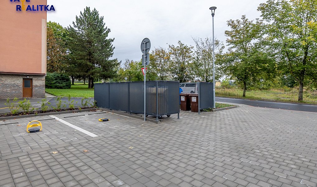Pronájem, parkovací stání, Hranice, ul. Pod Nemocnicí, Hranice – náhled fotky 2