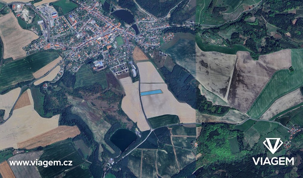 Prodej pole 1 178 m², Radnice – náhled fotky 3