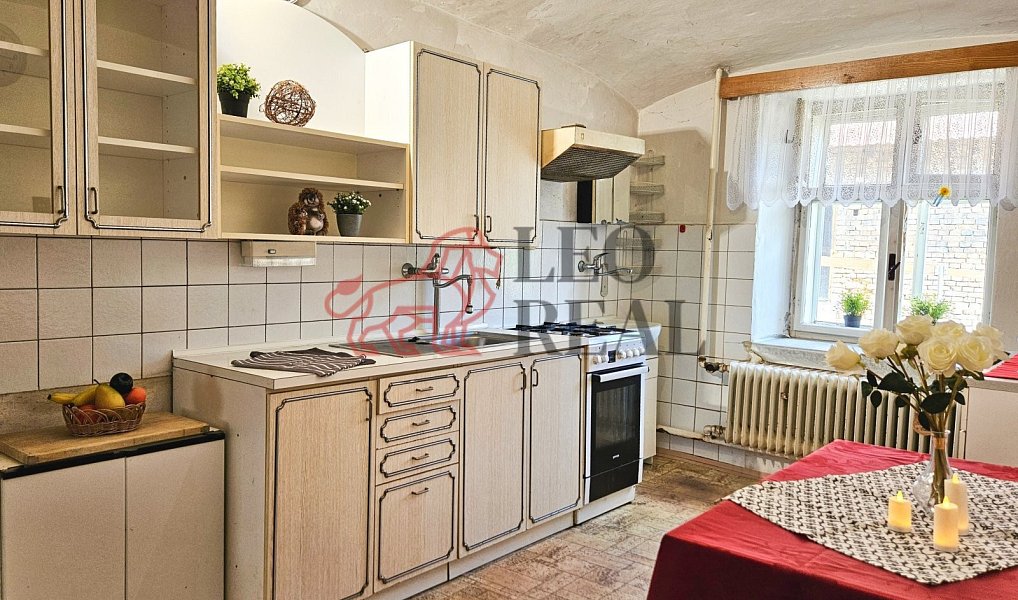 Prodej domu 127 m² s pozemkem 2 410 m², Kelč – náhled fotky 4