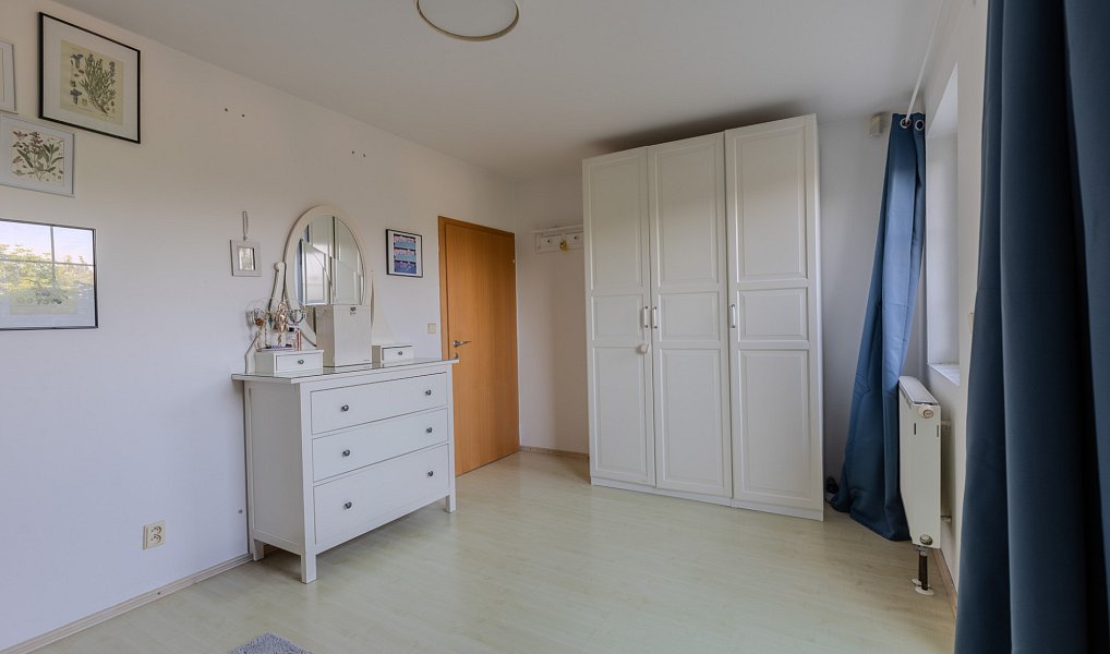 Prodej domu 187 m² s pozemkem 859 m², Skorkov – náhled fotky 17
