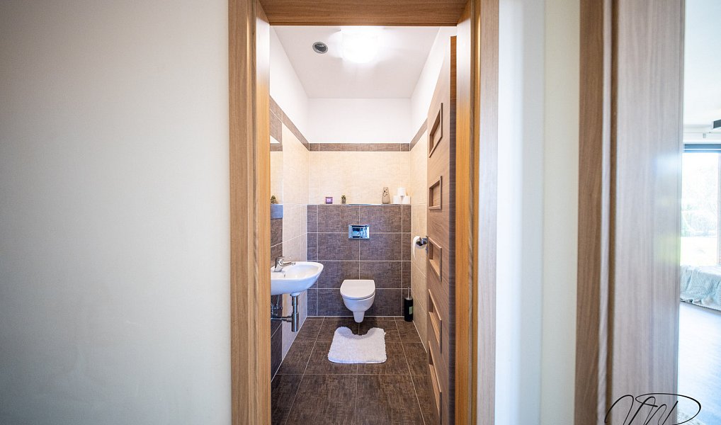 Prodej domu 151 m² s pozemkem 840 m², Pardubice – náhled fotky 9