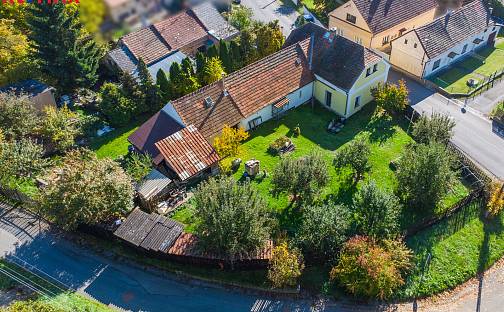 Prodej domu 172 m² s pozemkem 1 272 m², Pňovany, okres Plzeň-sever