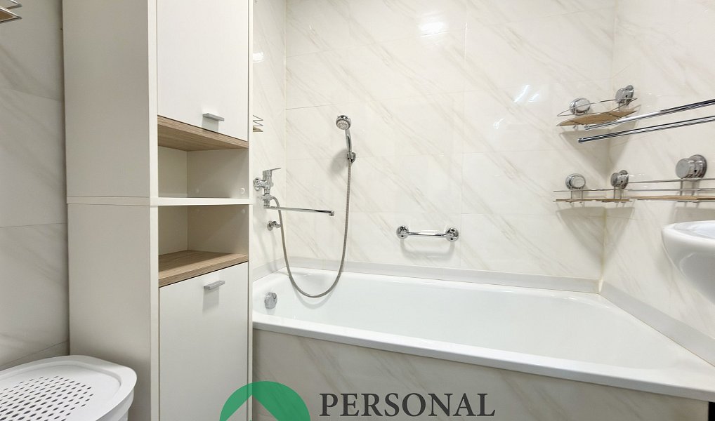 Prodej bytu 3+1 68 m², Jirkov – náhled fotky 2