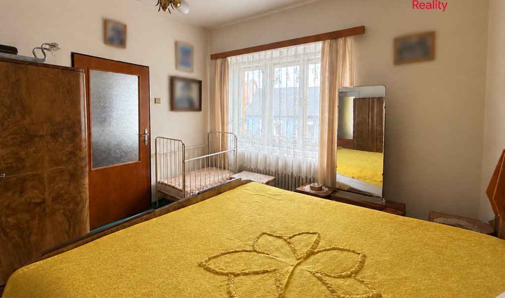 Prodej domu 250 m² s pozemkem 530 m², Podbořany – náhled fotky 9