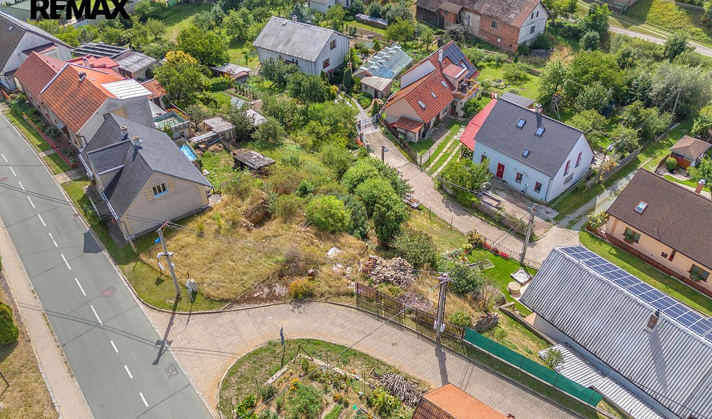 Prodej stavebního pozemku 644 m², Velká Jesenice – náhled fotky 4