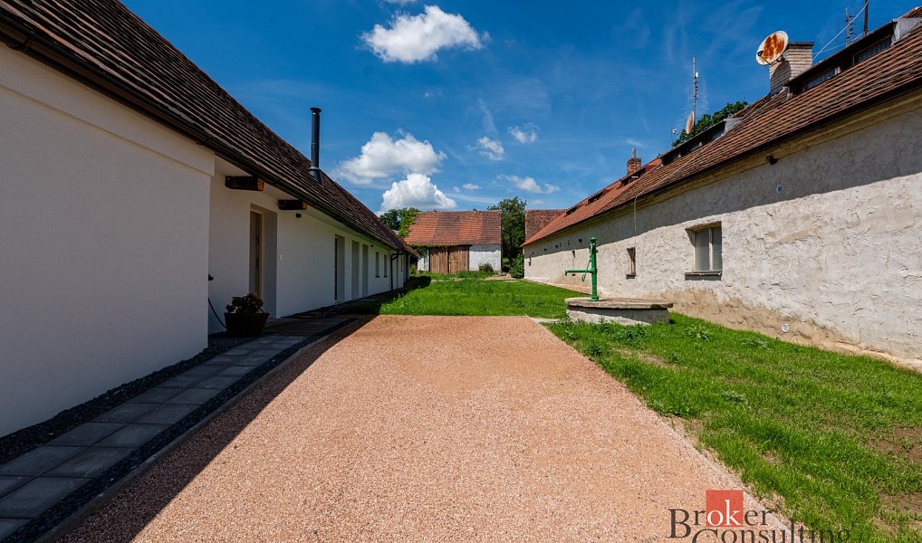 Prodej domu 99 m² s pozemkem 1 376 m², Horní Lukavice – náhled fotky 23