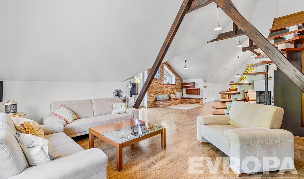 Prodej domu 375 m² s pozemkem 772 m², Nové Město na Moravě – náhled fotky 6