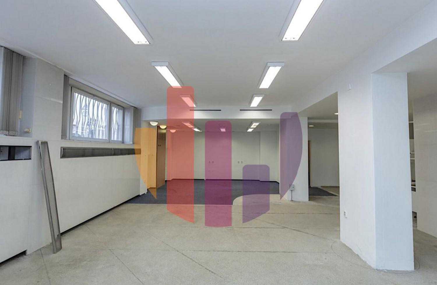 Pronájem obchodních prostor 112 m² - Widok 2