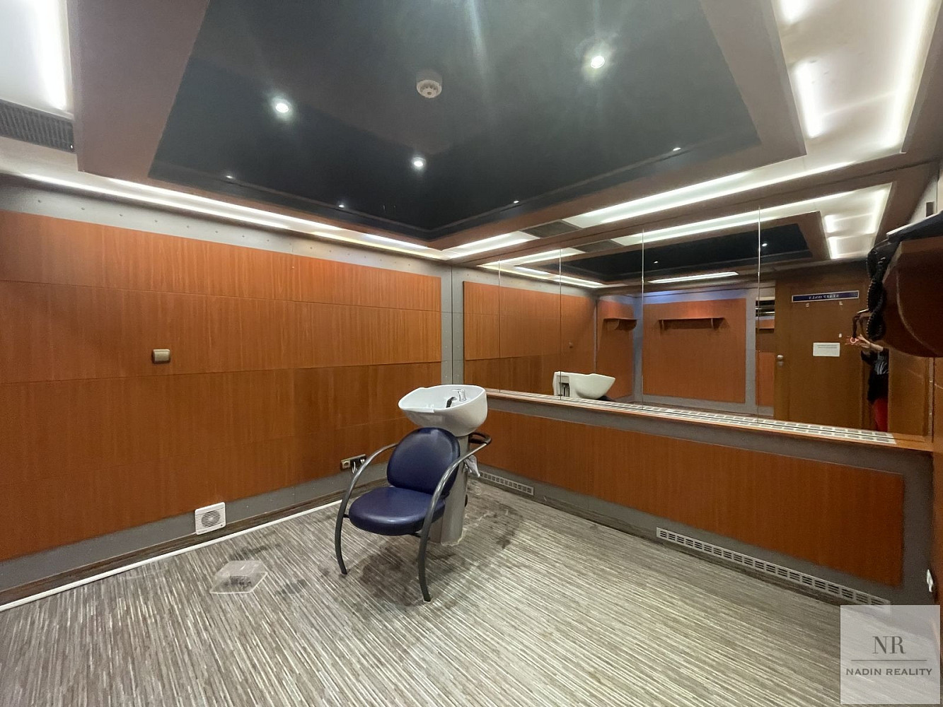 Pronájem obchodních prostor 200 m² – pohled 4