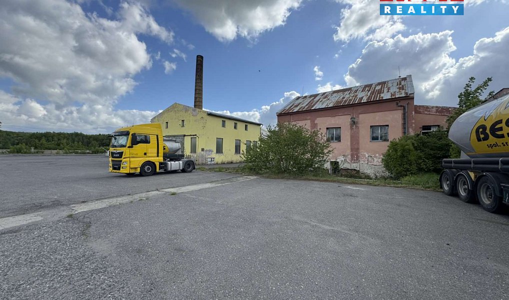 Pronájem skladovacích prostor 600 m², Most – náhled fotky 4