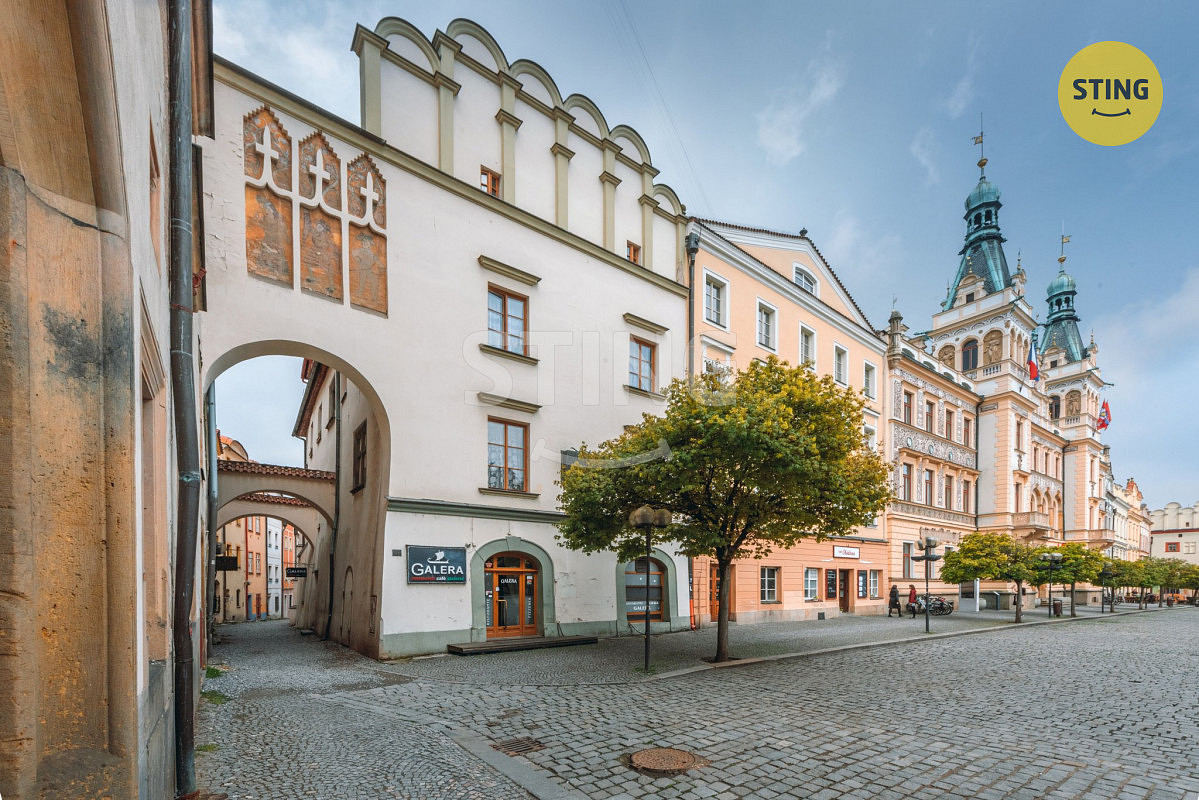 Pronájem komerčního objektu (jiného typu) 200 m² – fotografie 2