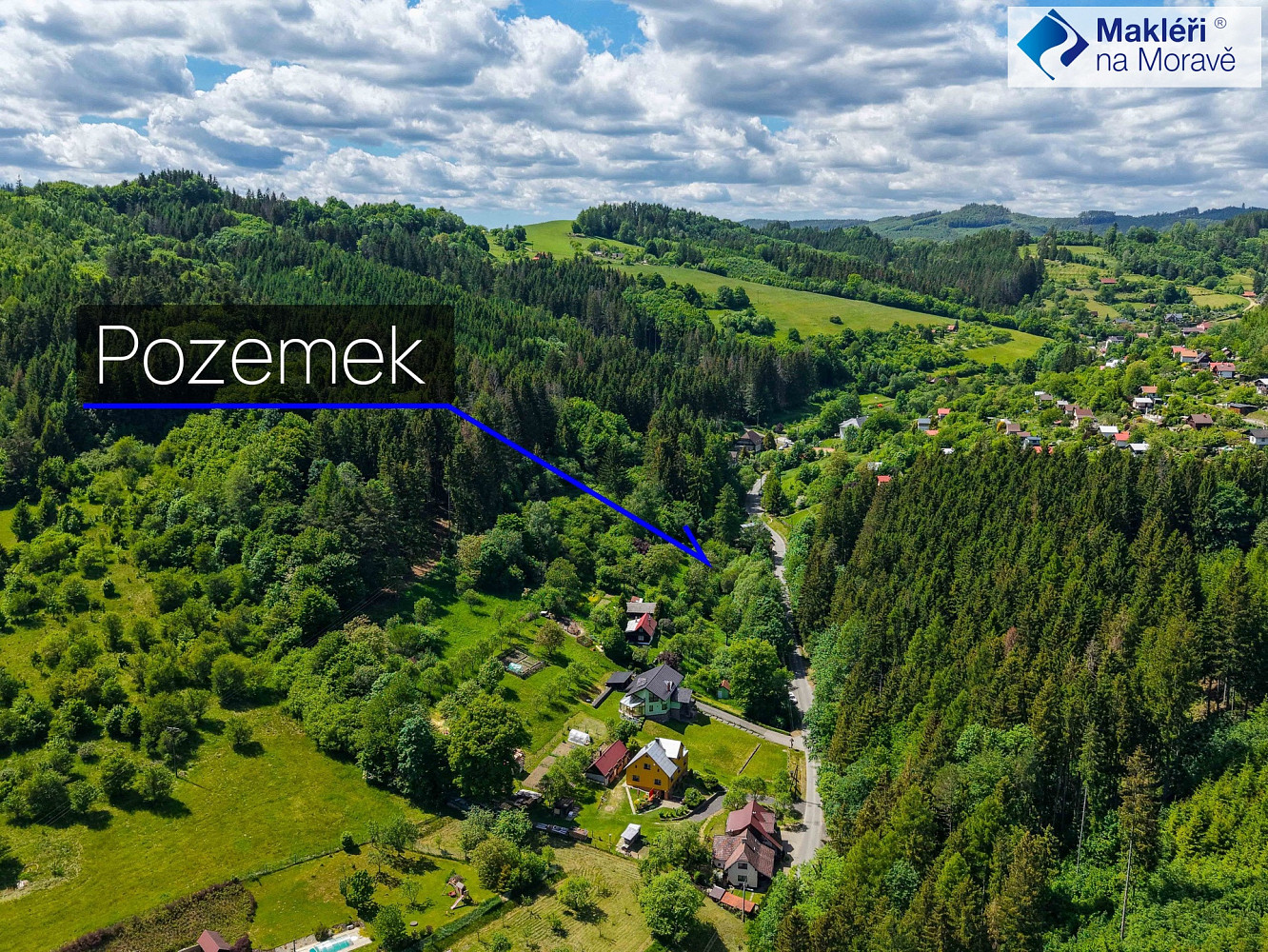 Prodej stavebního pozemku 2 295 m²