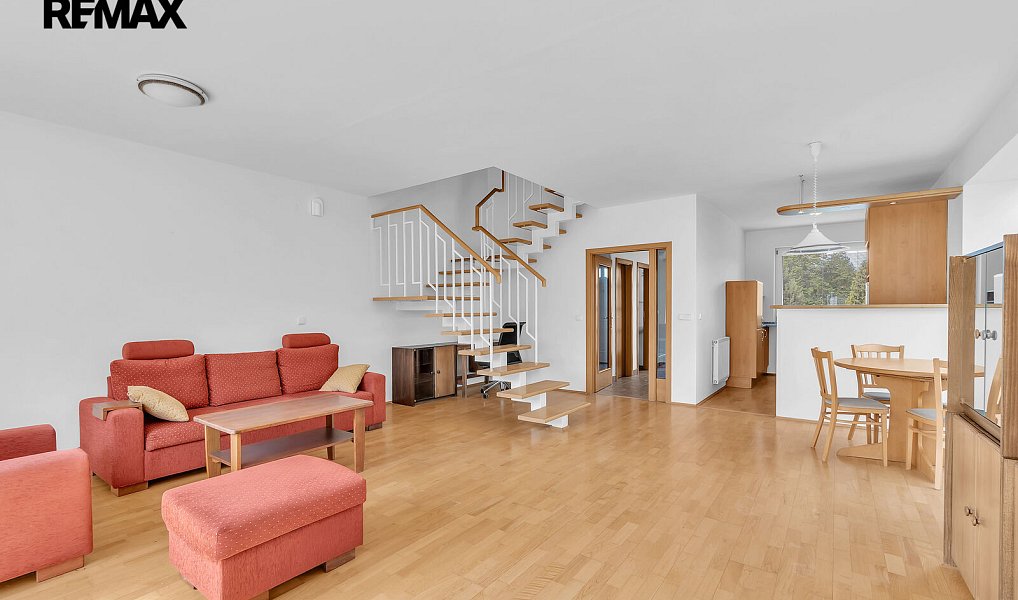Prodej domu 150 m² s pozemkem 370 m², Hradec Králové – náhled fotky 12