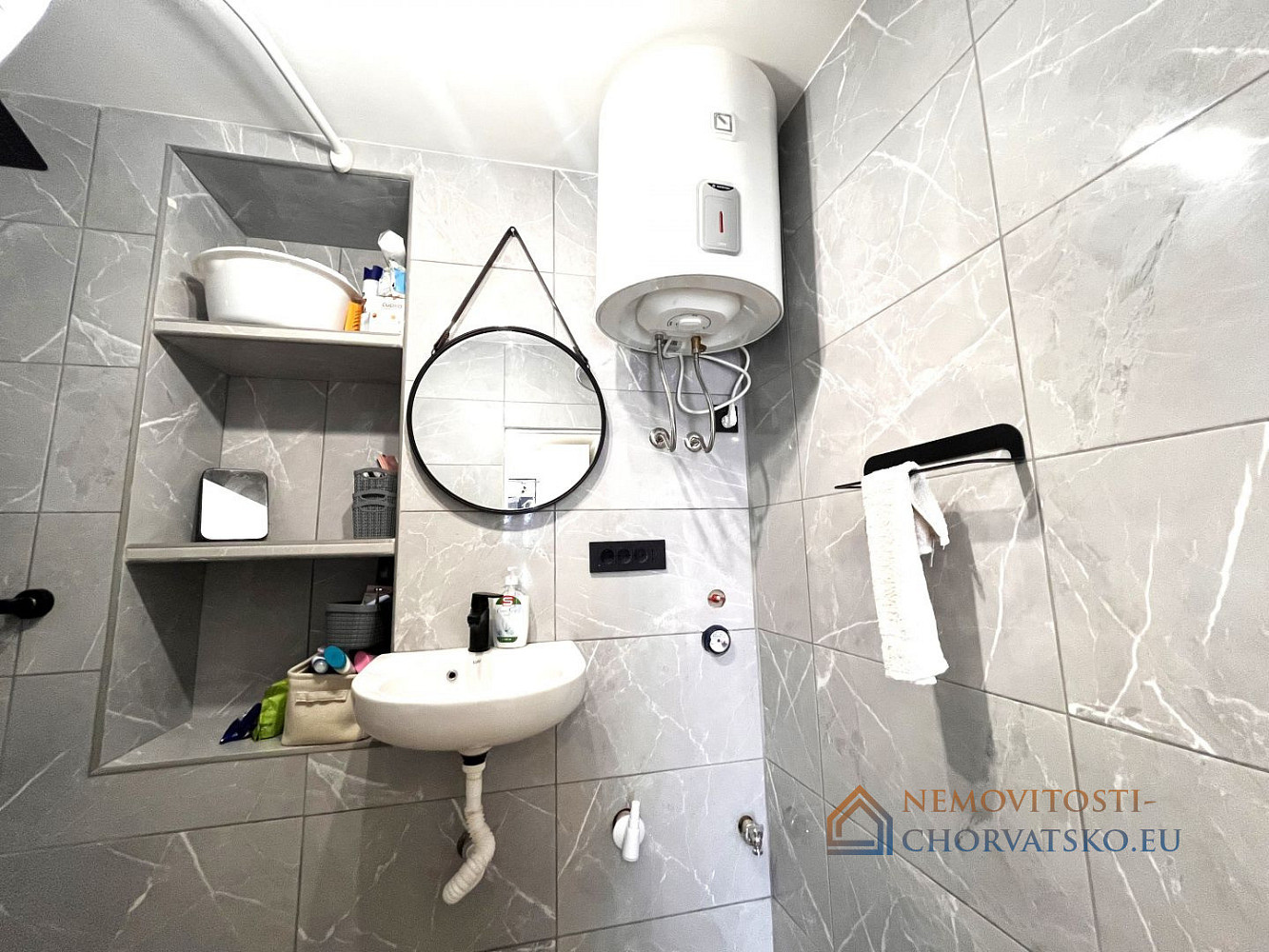 Prodej bytu 1+kk 12 m² - Widok 4