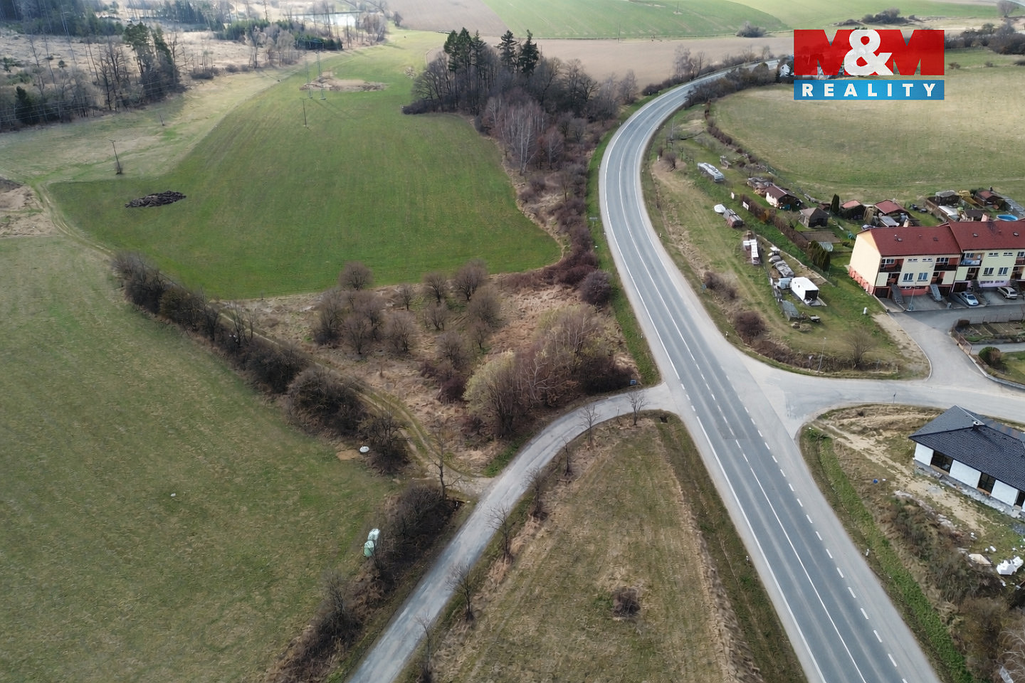 Prodej komerčního pozemku 3 819 m² – pohled 3