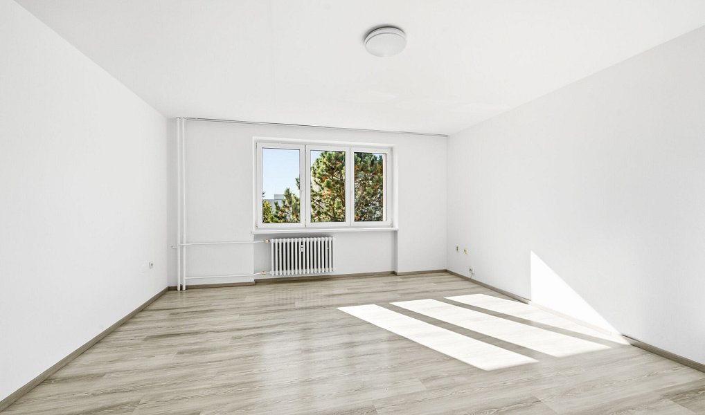 Pronájem bytu 3+1, 71 m², Skvrňany - Plzeň-město, Plzeň