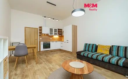Pronájem bytu 2+kk 49 m², Moskevská, Karlovy Vary