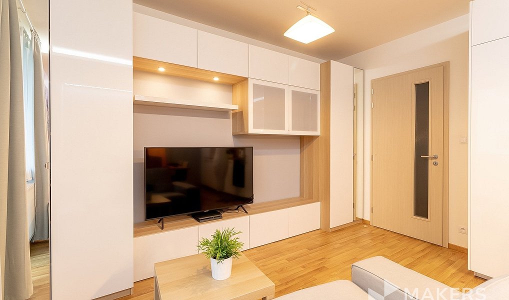 Pronájem bytu 1+kk 32 m², Praha – náhled fotky 7