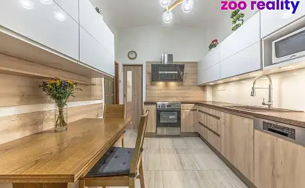 Prodej bytu 2+1 64 m², Radlická, Praha 5 - Smíchov