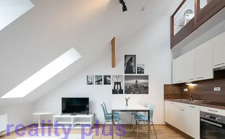 Pronájem bytu 1+kk 33 m², Švermova, Liberec - Liberec X-Františkov