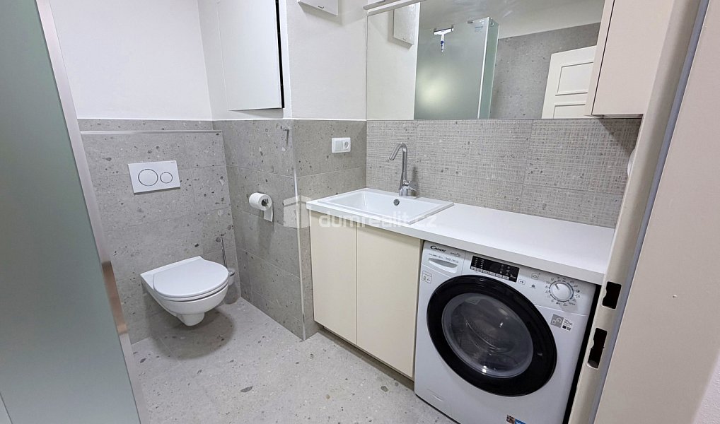 Prodej bytu 2+kk 45 m², Praha – náhled fotky 12